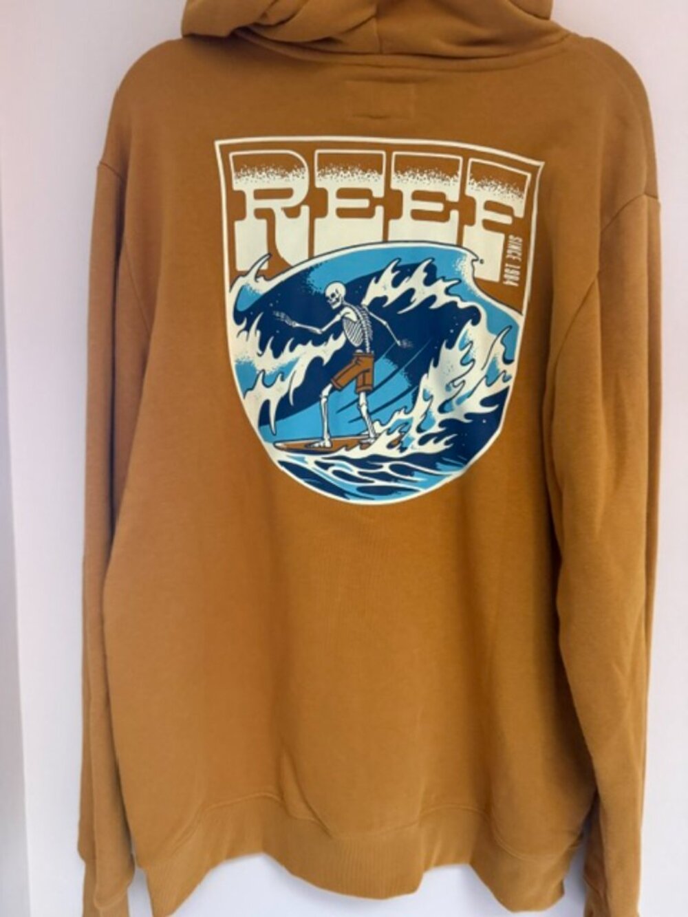 Reef Men's Skeleton Surfer Pullover Hoodie in Buckthorn Brown - Size Large
